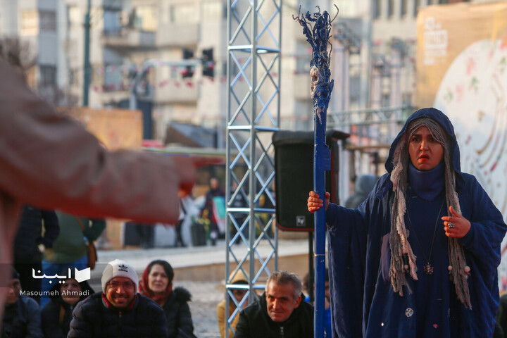 روز هشتم اجراهای خیابانی جشنواره تئاتر فجر