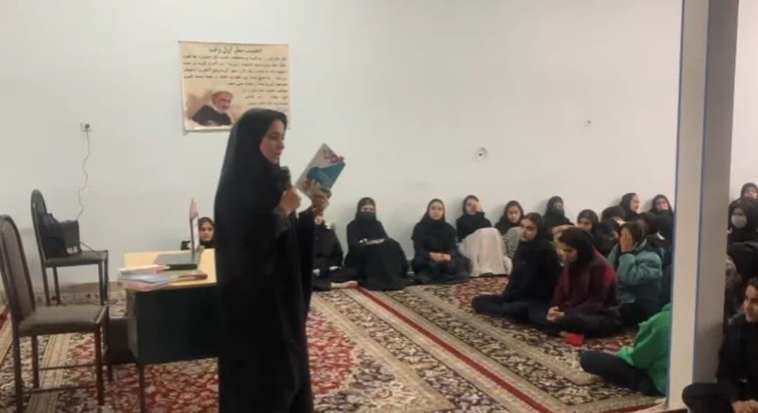 تور کتابخانهگردی در خواف/ دوره آموزشی نقالی در سبزوار