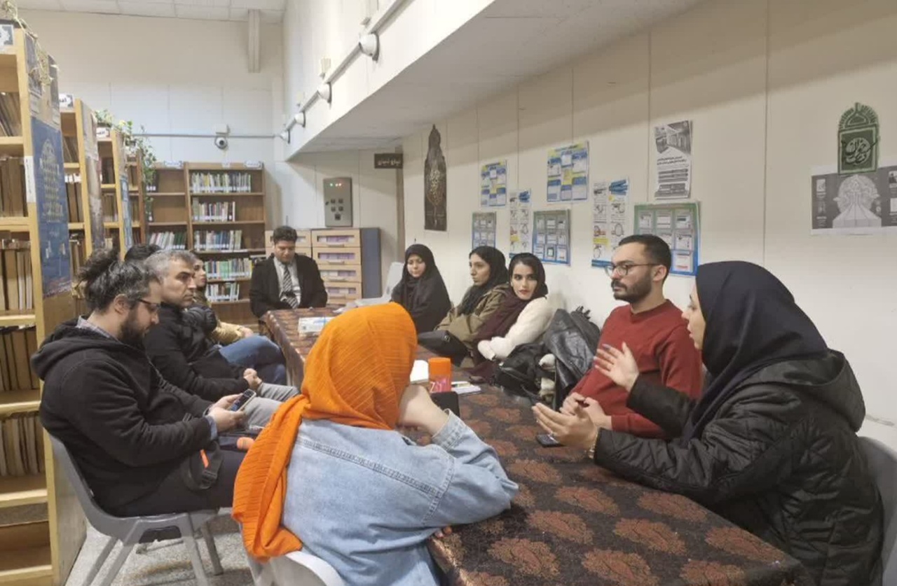 کتاب « ارباب بنده » اثر نویسنده روس در ساوه معرفی و خوانش شد