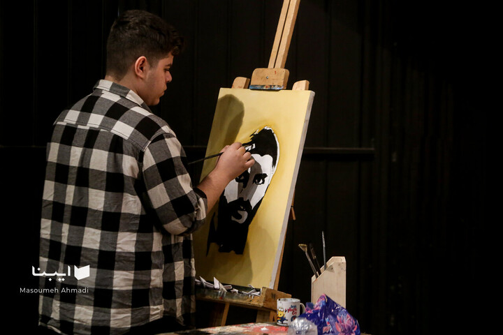 مراسم رونمایی از کتاب‌ «ستاره می‌بارید»