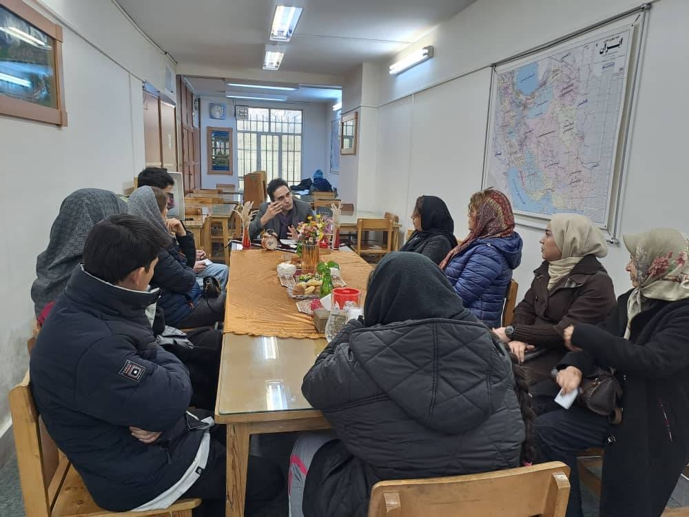 ابزوردیسم ساموئل بکت مظهر تفکر معناباختگی است