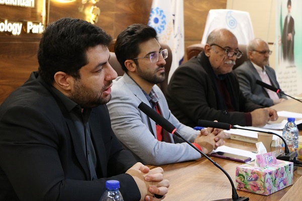 نسل جوان نیازمند روایتهای نوین از انقلاب اسلامی است