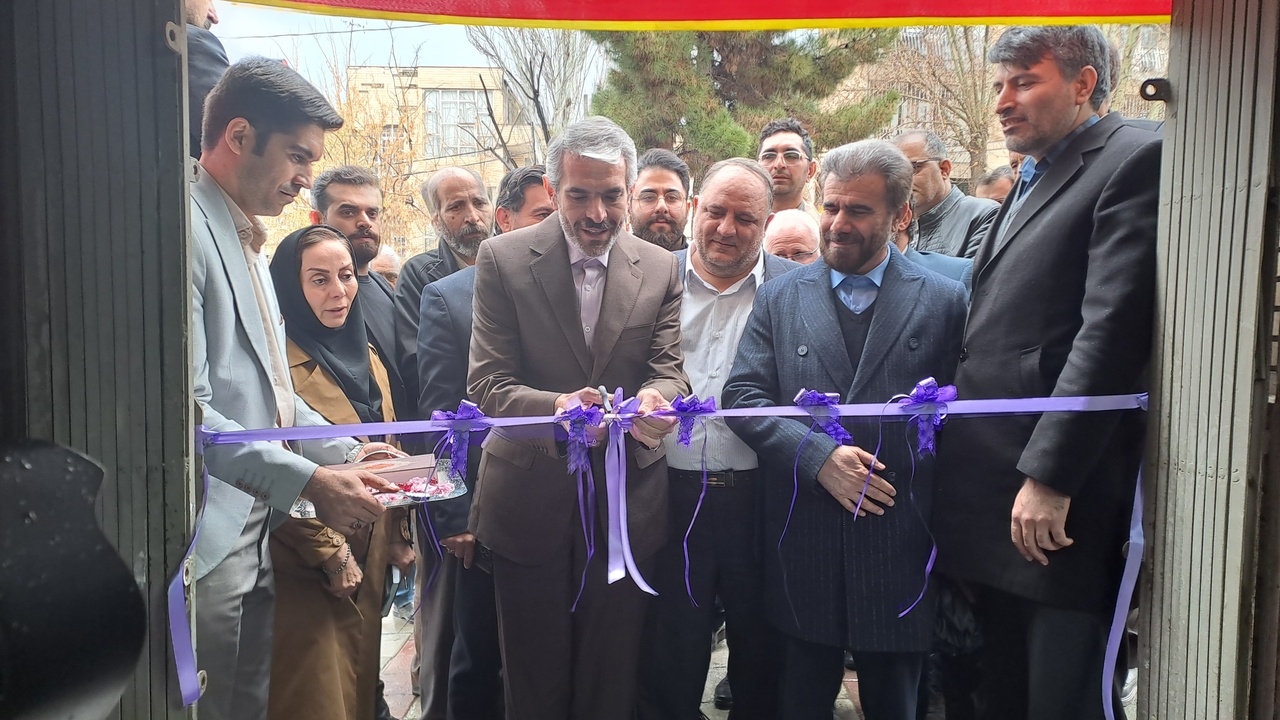 کرمانشاه مهد فرهنگ و هنر است/ تلاش برای تمرکززدایی فعالیتها از پایتخت