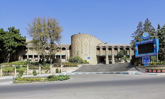 اگر دانشگاه بستر رشد استعداد دانشجو را فراهم کند، مسیر پیشرفت در فضای سالم ‌تری طی می‌شود