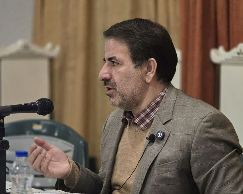 بهترین نسخه موجود شاهنامه، تصحیح استاد جلال خالقی مطلق است