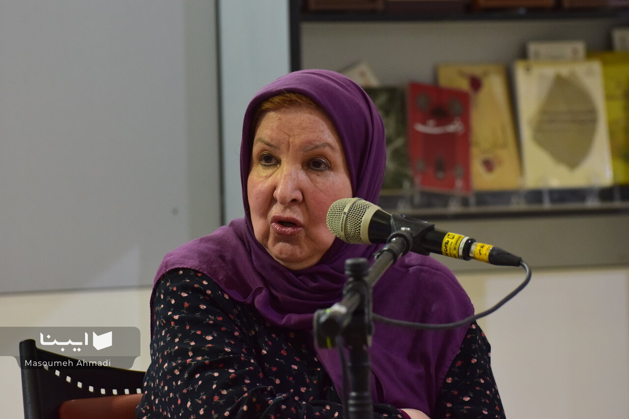 کتاب و کتابخوانی نیاز به توجه روزانه دارد