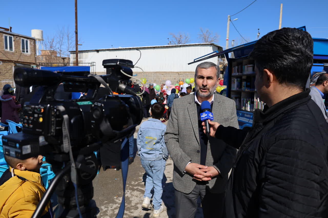 توسعه عدالت فرهنگی از اهداف اصلی کتابخانههای عمومی سیار است