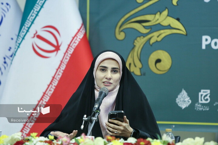 محفل شعرخوانی بانوان جشنواره بین‌المللی شعر فجر
