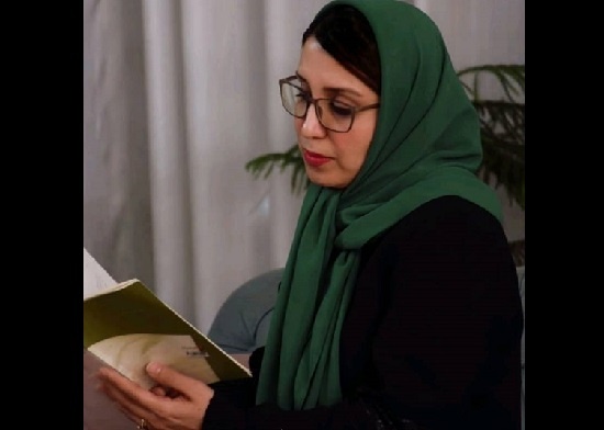 رویکرد شعر امروز به سوی سادگی فرم در عین آشنایی‌زدایی است