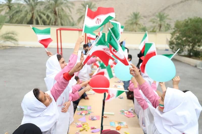 طعم خوب کتاب زیر دندان کودکان خاییزی / رضی هیرمندی، گوش بوشهر را با «صبحبخیر همسایه» نوازش کرد