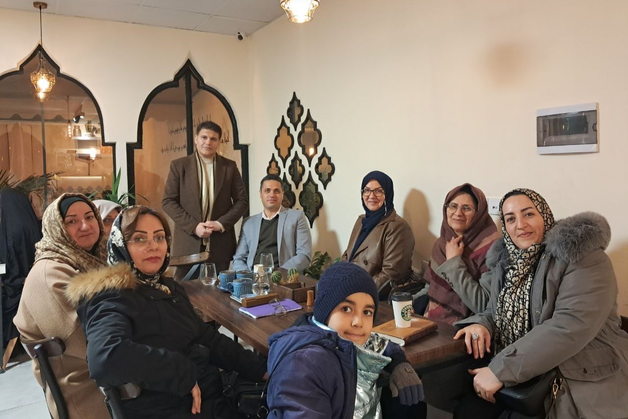 ۷۰ گام در ۷۰ هفته در دنیای مشاعرههای دلنشین ادب پارسی ۷۰ گام در ۷۰ هفته در دنیای مشاعرههای دلنشین ادب پارسی