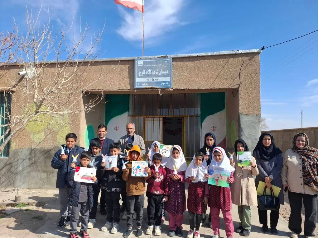 کتابخوانی کودکان «کلاتهکلوخ»