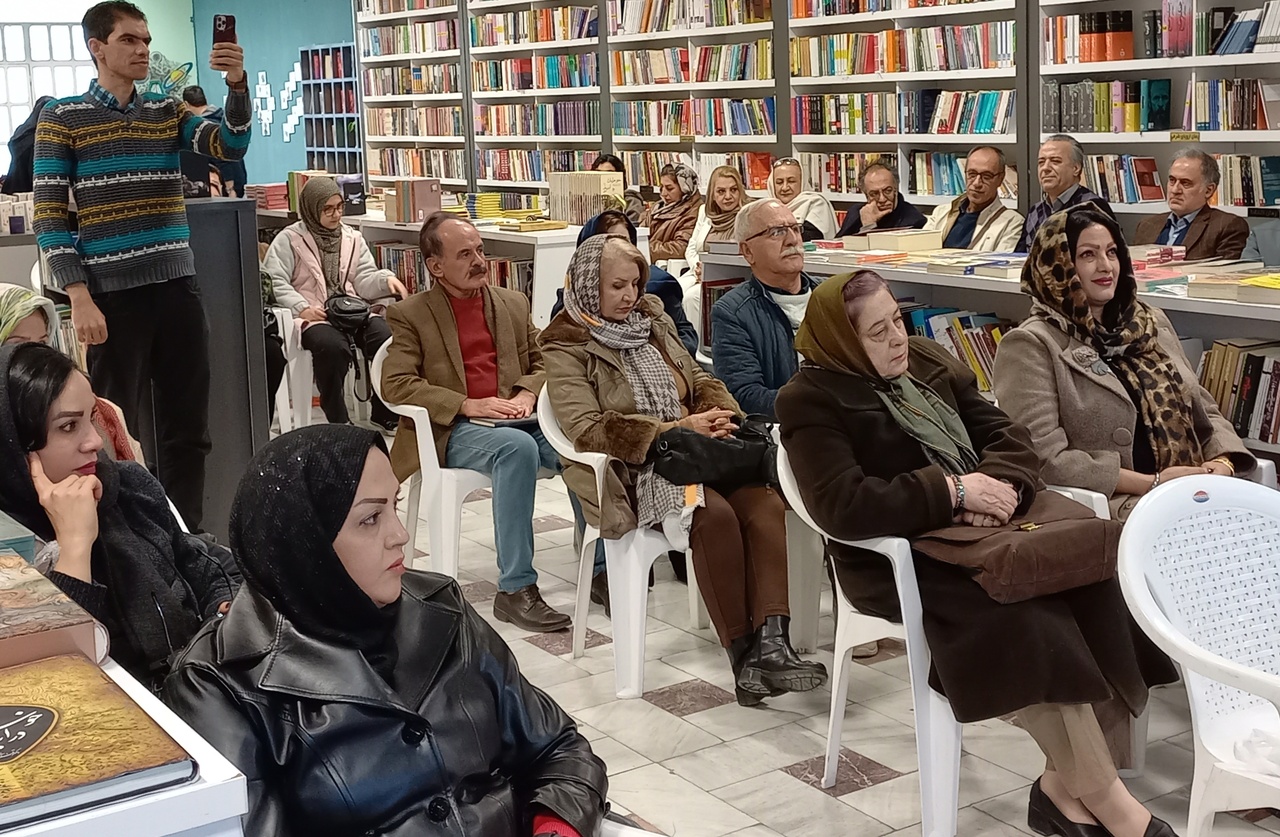 « کتاب یار» اراک مامن فعالیت اهل خرد و کتاب