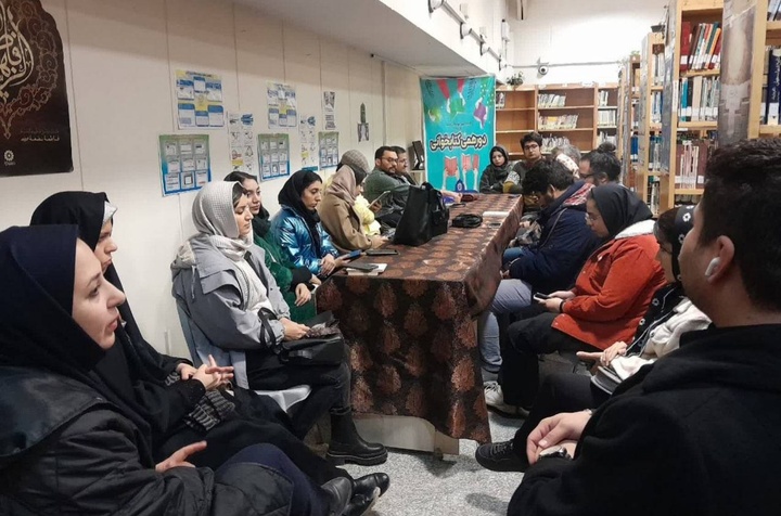 بررسی ماهیت سبک هندی در شعر فارسی و علل انحطاط