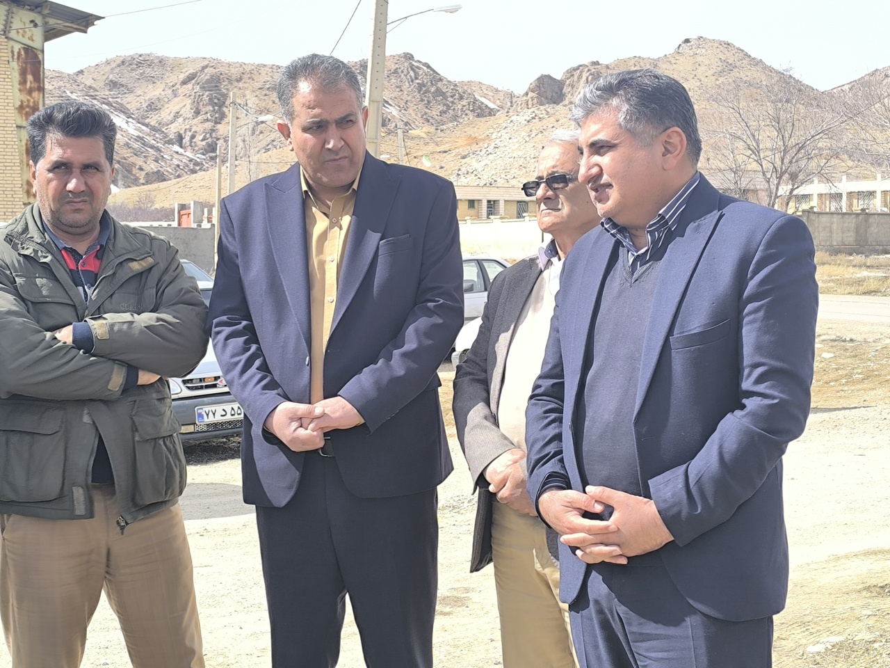 کلنگ ساخت کتابخانه عمومی کاکان به زمین زده شد