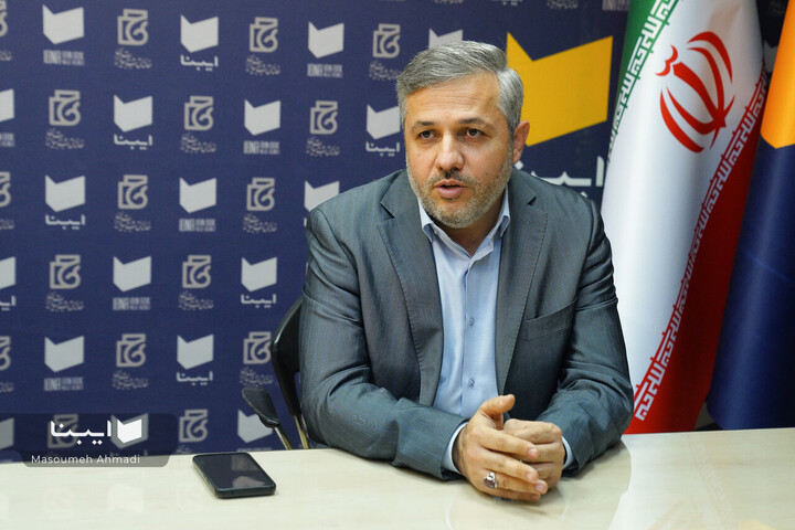 نمایشگاه‌های کتاب استانی پل عدالت فرهنگی میان مرکز و استان‌هاست