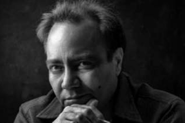 مجموعه شعر «ناز» در ایلام منتشر شد