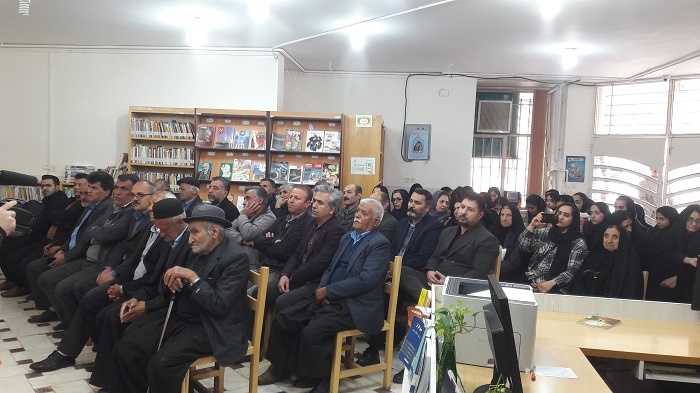 کتابهای جدید «تیمور امانی» در جمع فرهنگدوستان جونقان معرفی شد