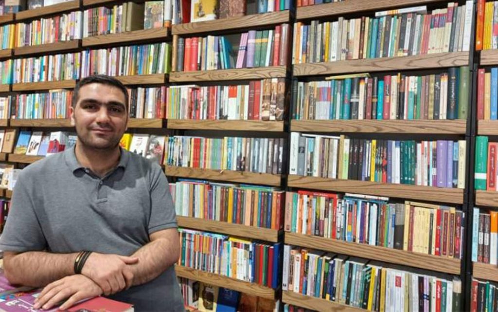 گرفتاری اصلی کتابفروشها قاچاق کتاب است