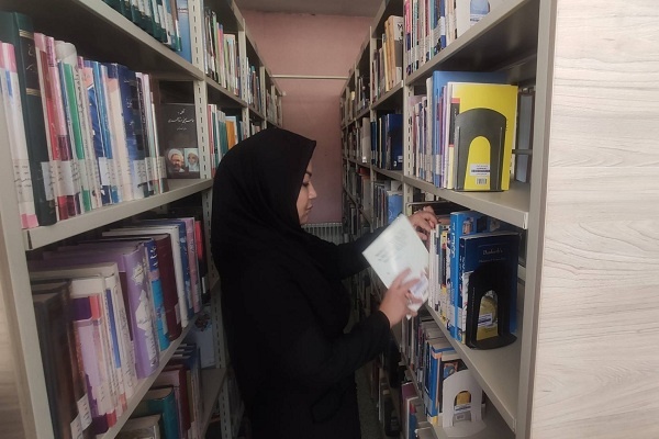 بازسازی و تجهیز ۲۴ کتابخانه در کردستان