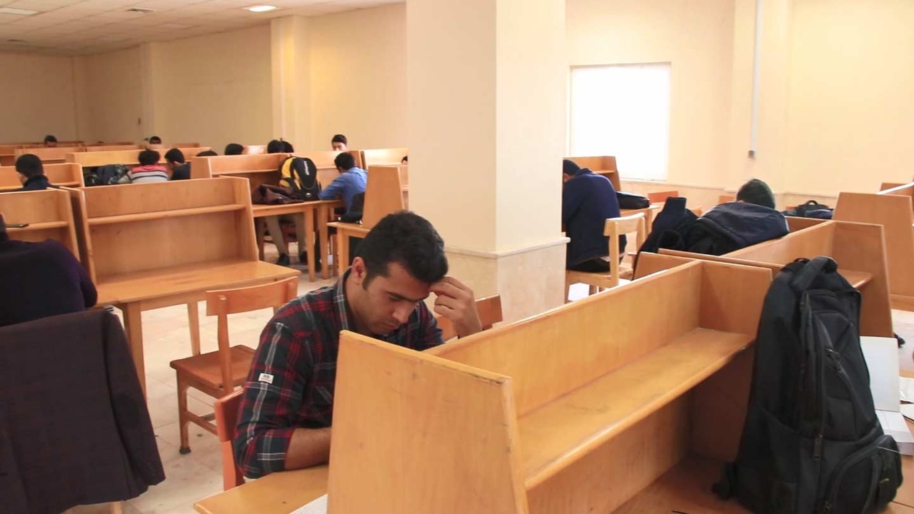وقتی کتابخانهها در تعطیلات بیدار میمانند!