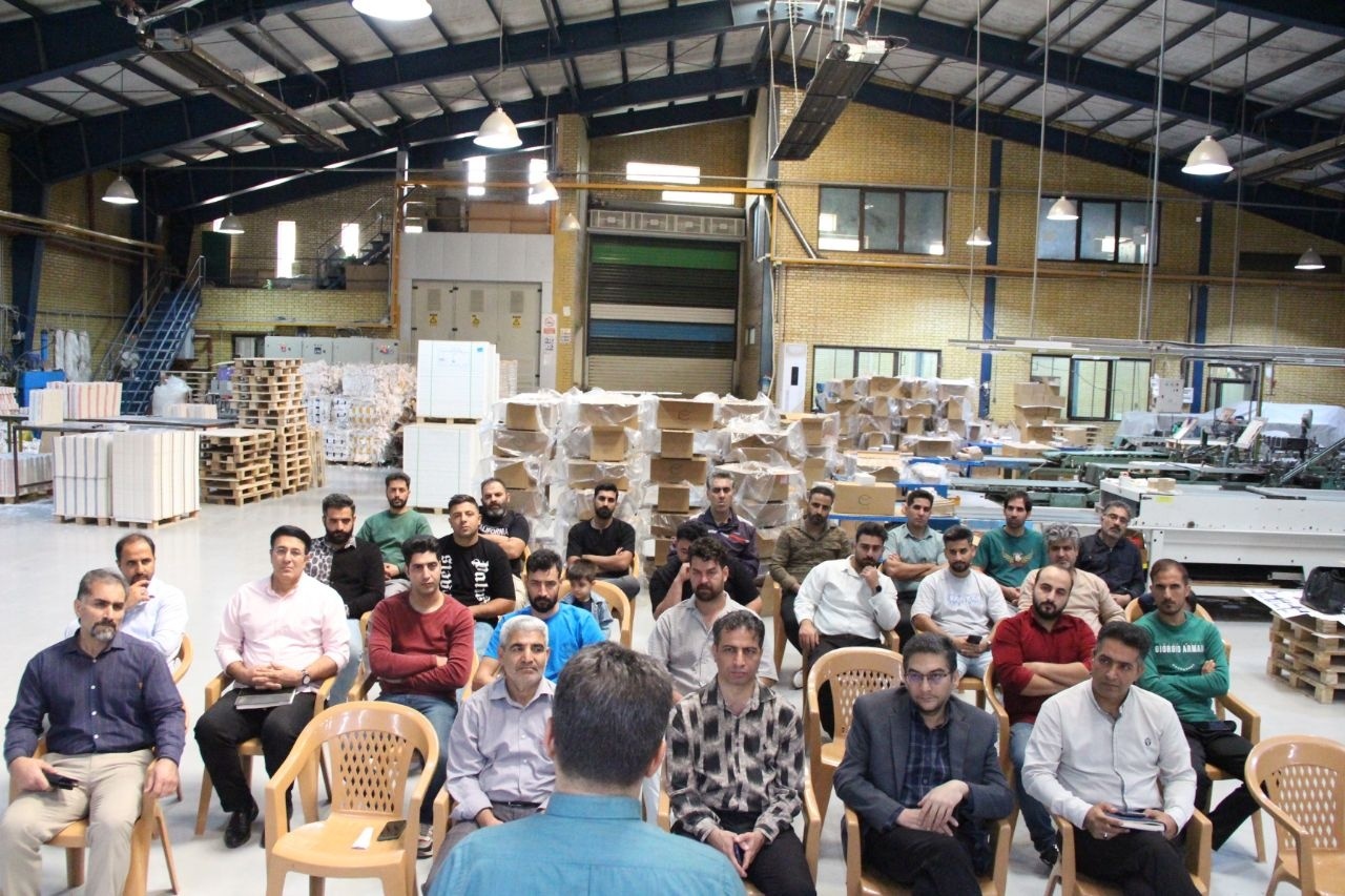 مروری بر رویدادهای کتابمحور لرستان در سال ۱۴۰۳؛ از افتتاح کتابخانه ۱۶ ساله تا درخشش شاعران لُر