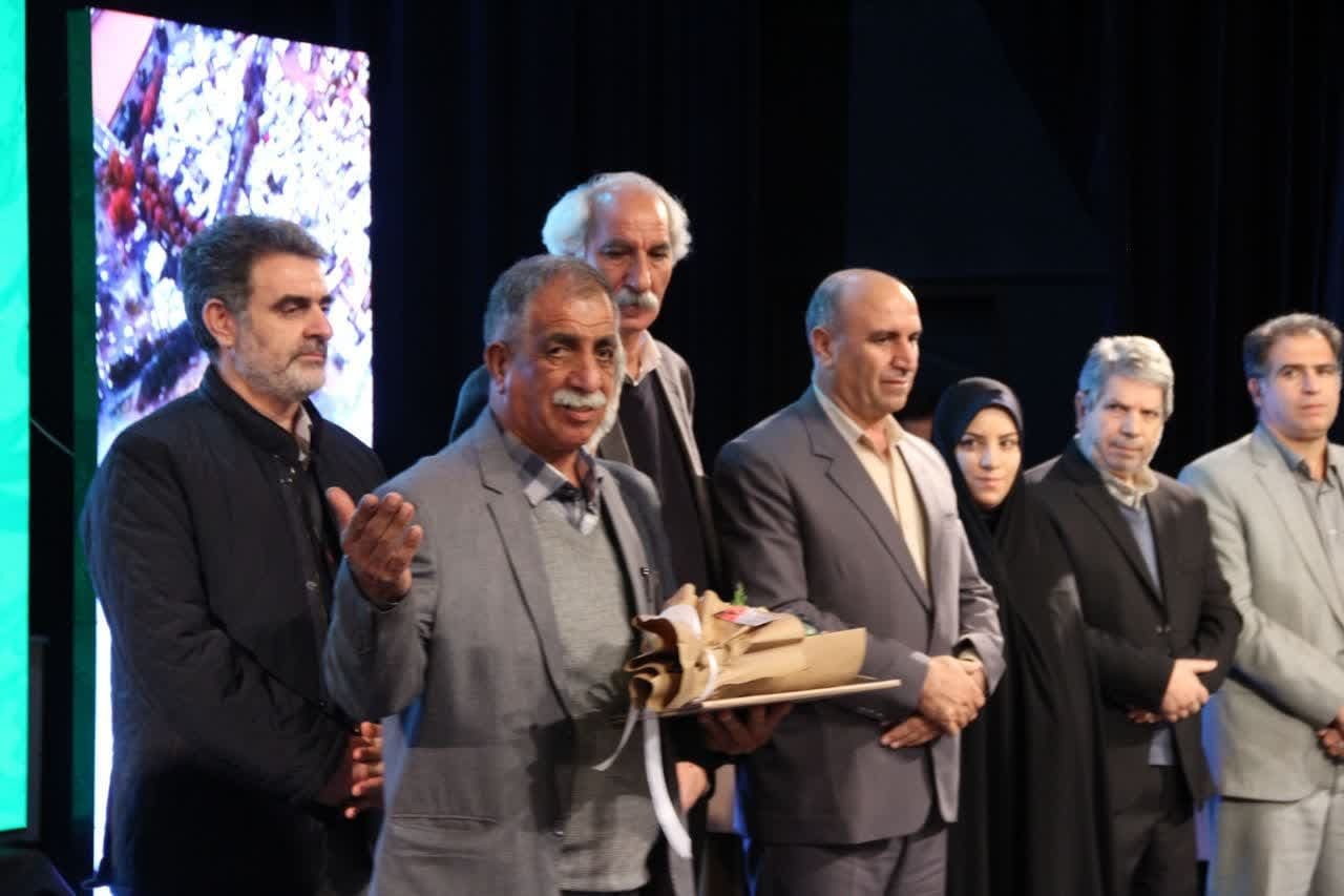 مروری بر رویدادهای کتابمحور لرستان در سال ۱۴۰۳؛ از افتتاح کتابخانه ۱۶ ساله تا درخشش شاعران لُر