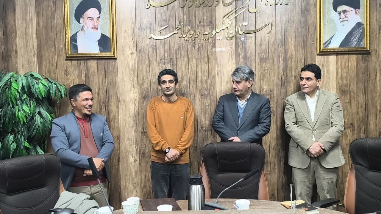 تحول زبانی و فرمی در «لوحههای اشکانی» بررسی شد