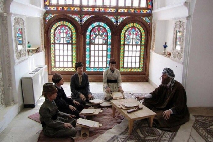 سنندج؛ شهری که با شعر نفس میکشد