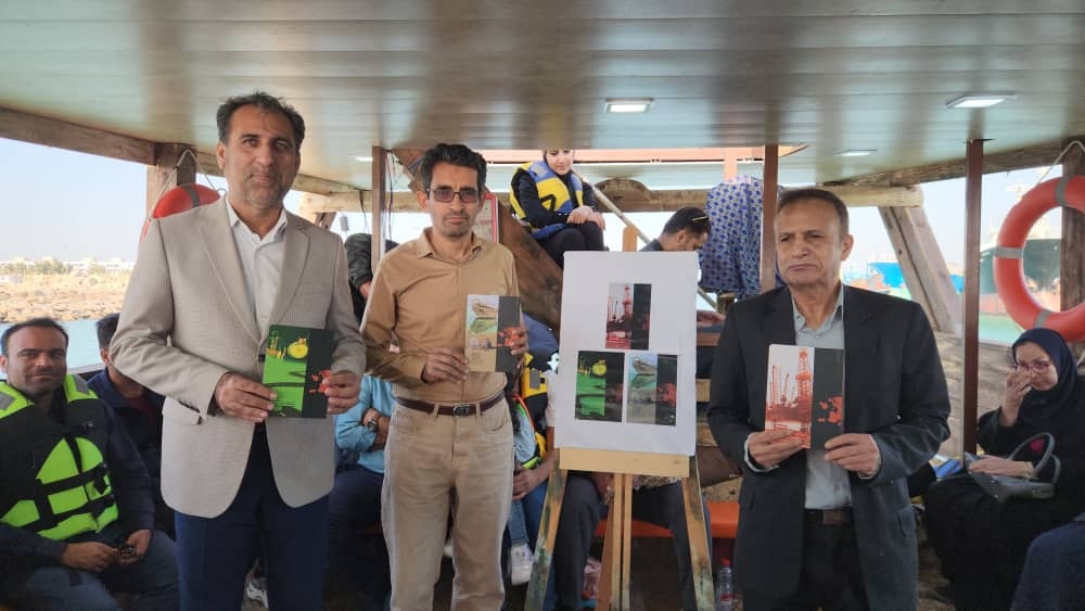 رونمایی از ۶ نمایشنامه روی عرشه در خلیج فارس / جشن تئاتر گناوه؛ مروج گفتوگو در میان تئاتریهای جنوب رونمایی از ۶ نمایشنامه روی عرشه در خلیج فارس / جشن تئاتر گناوه؛ مروج گفتوگو در میان تئاتریهای جنوب