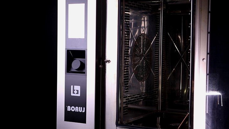 مدیریت هزینه با به کارگیری تجهیزات مدرن آشپزخانه صنعتی