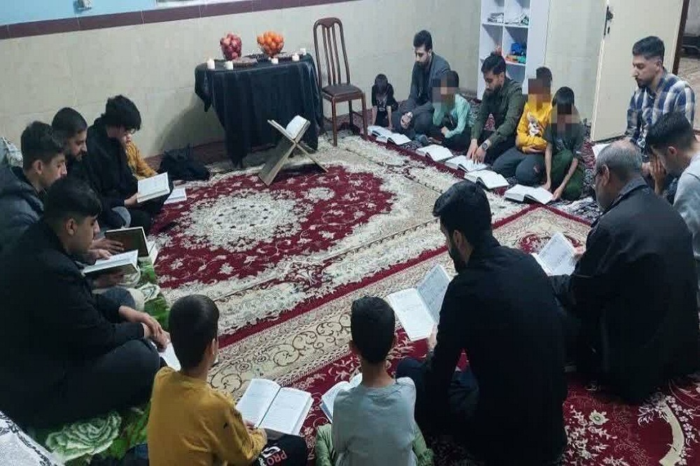 برپایی نمایشگاه کتاب بهمناسبت هفته هنر انقلاب اسلامی در شاهیندژ