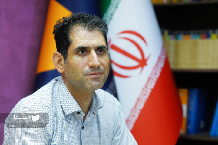 گفت و گو با آرش حیدری