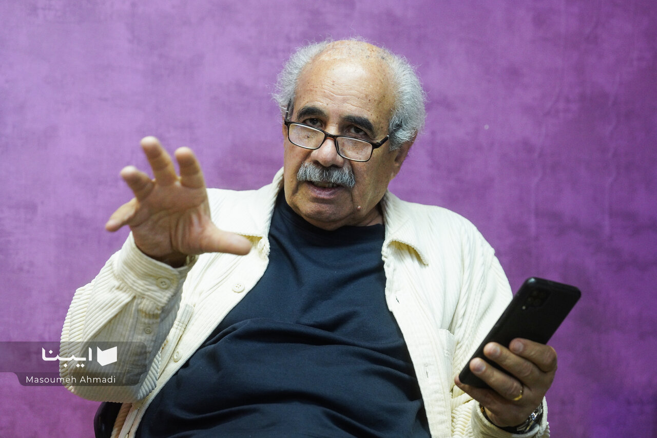 روشنفکران ایرانی در خلأ گفتوگو چهرههایی تنها باقی میمانند