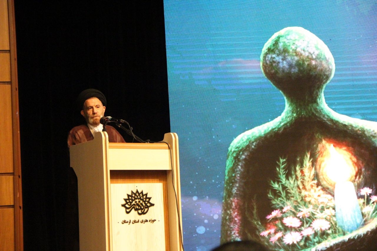 چهره سال هنر انقلاب اسلامی لرستان معرفی شد