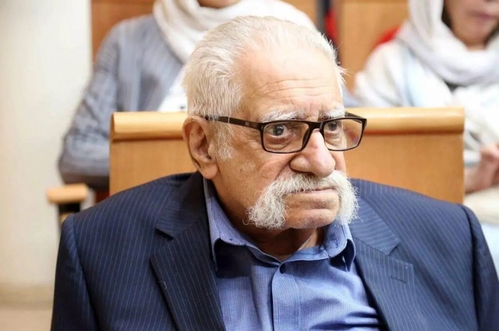 فارسی زبان هویت ایرانی است