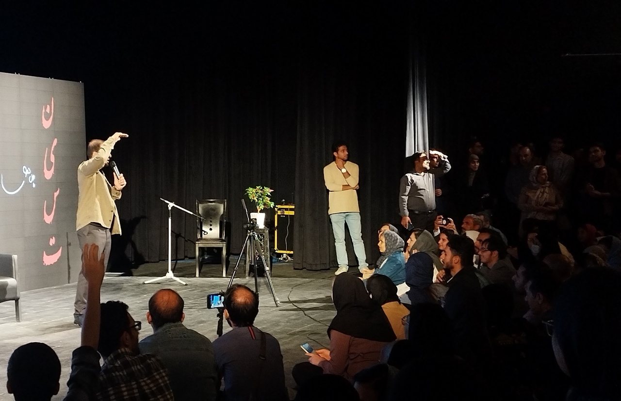 جشن امضای کتاب «ن ی س ت» برگزار شد