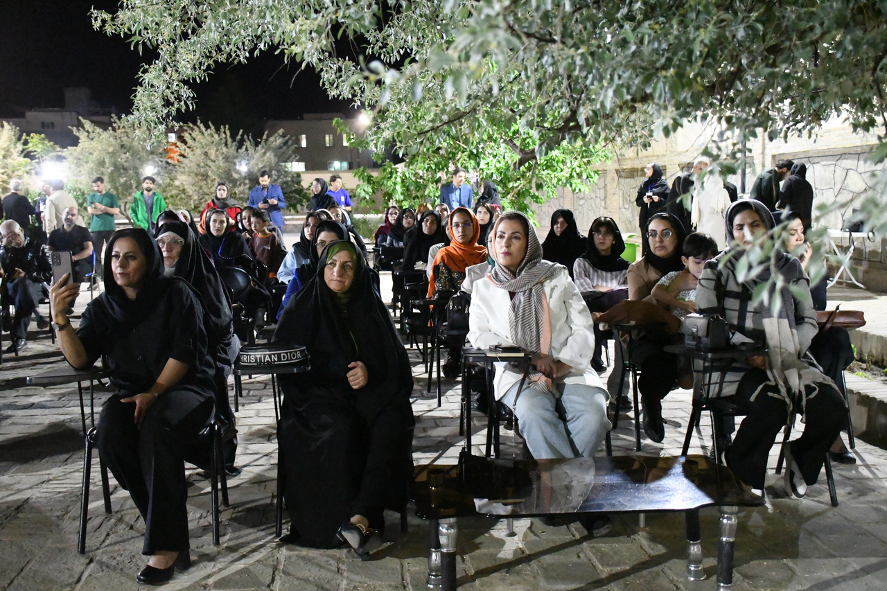 جهان‌بینی سعدی آرمانی است
