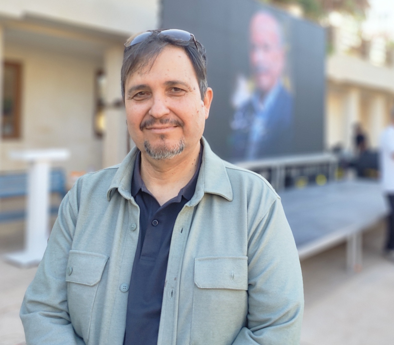 پیکر شاعر «شهر صبور» در جوار خلیج فارس آرام گرفت