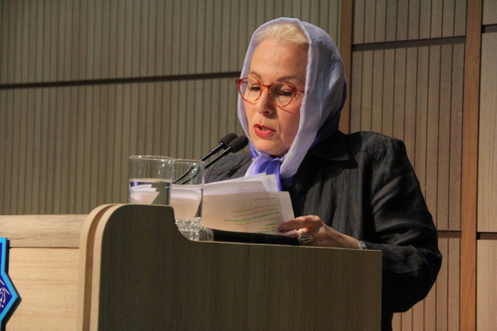 مریم مویدپور، مترجم آثار پتر اشتام درگذشت