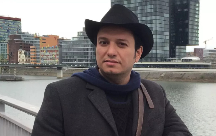 شعر امکانات در رابطه دیالکتیکی با دیگر مانیفست‌ها