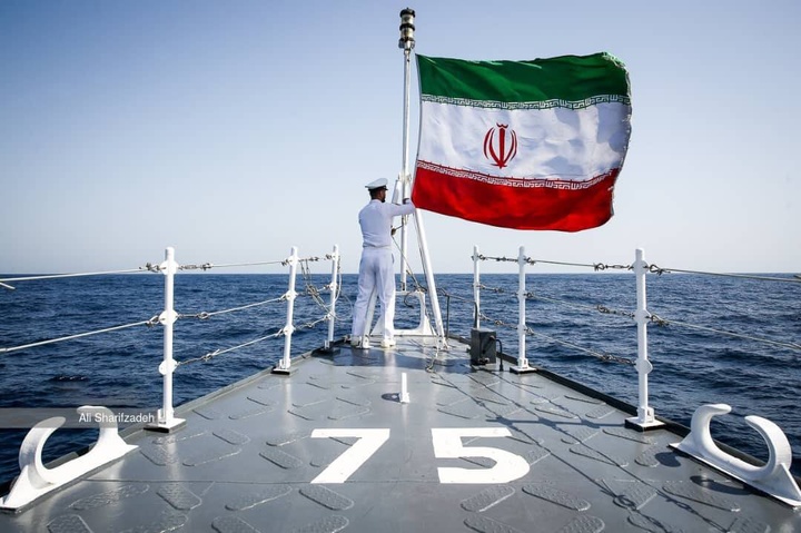 موج بلند؛ ماجراجویی از خلیج همیشه فارس تا اقیانوس آرام