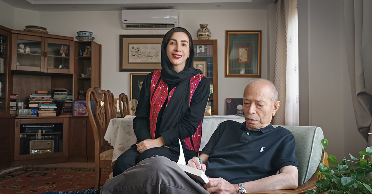 علی نصیریان به اهمیت کار نوشتن مشرف است