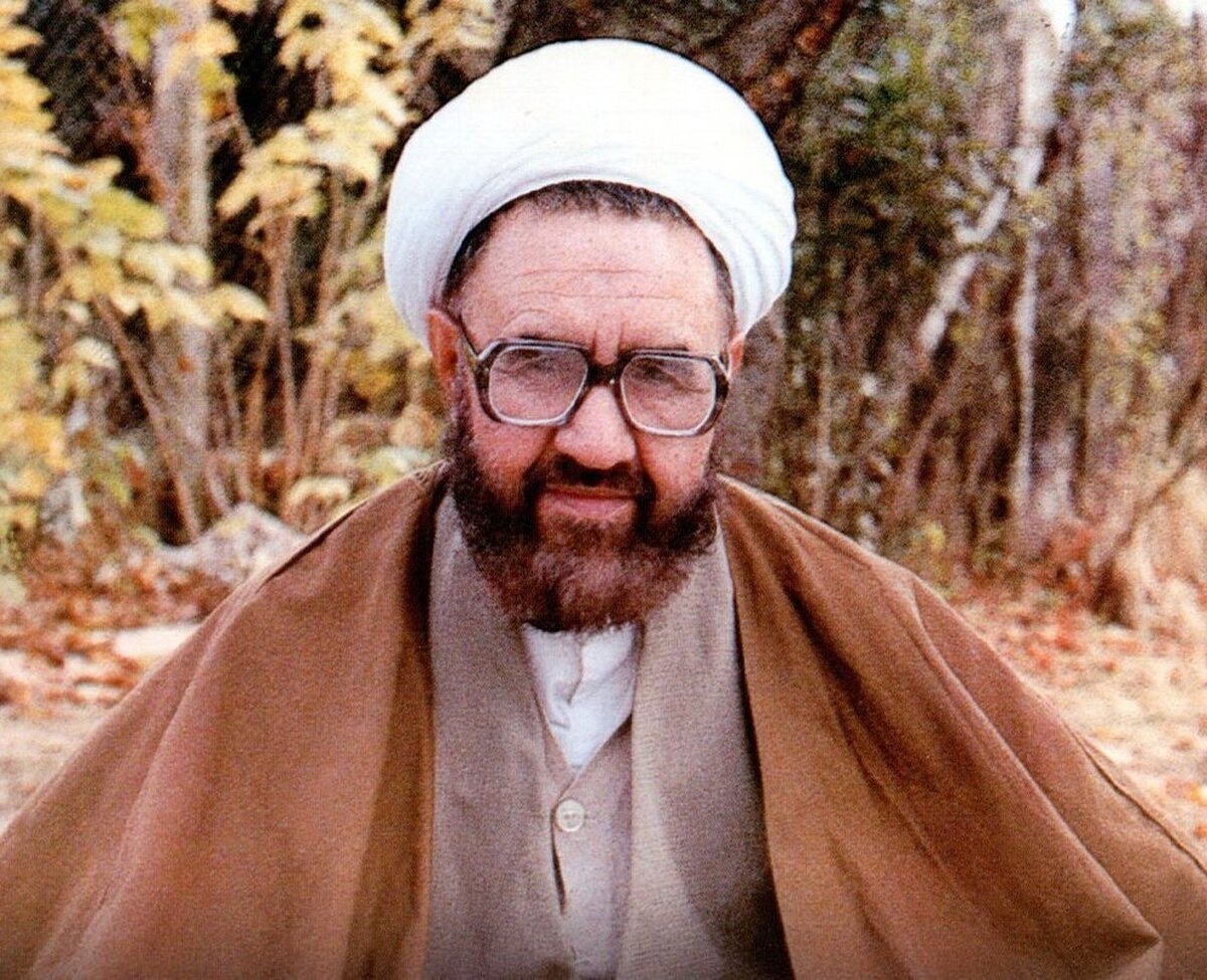 معلم جمهوری اسلامی