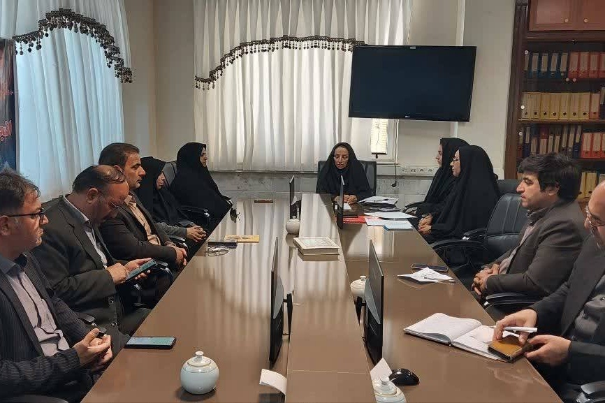 رشد چشمگیر اهدای کتاب در شهرستان فردوس / معرفی نویسندگان بومی در دستور کار انجمن کتابخانه‌ها