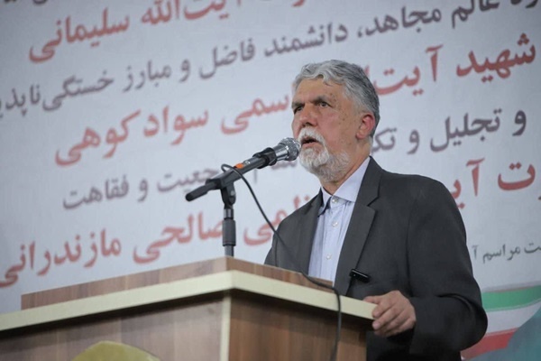 شور و شیدایی برای علم آموزی در نسل جوان حفظ شود
