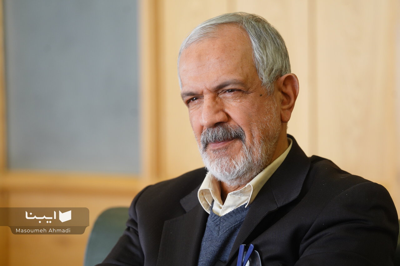 نقش موثر کامران فانی در نظام طبقه‌بندی علوم و کتابداری ایران/ فانی نمونه‌ای روشن از آزادگی و رواداری بود