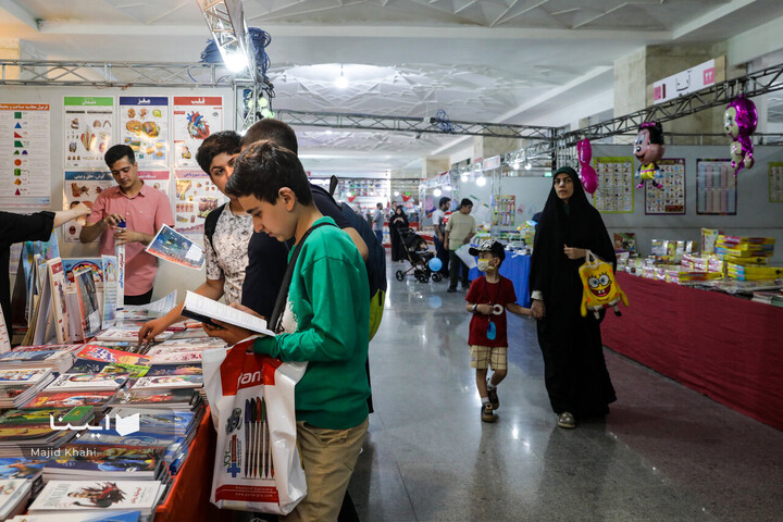 جراحی فرم، نخستین نیاز ادبیات نوجوان ایرانی است