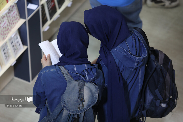دومین روز سی و ششمین نمایشگاه کتاب تهران