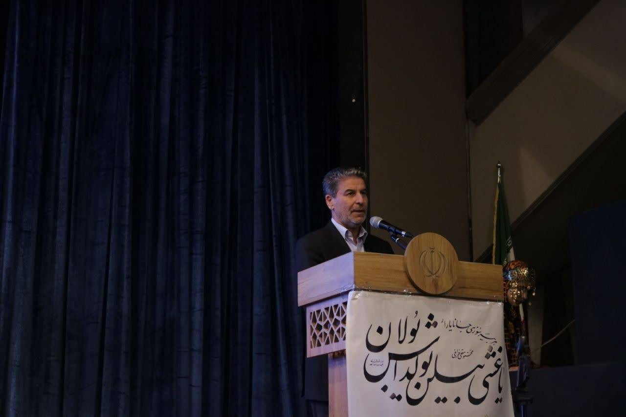 مختومقلی فراغی بخشی جدا نشدنی از پیکره ادبیات ایرانی است